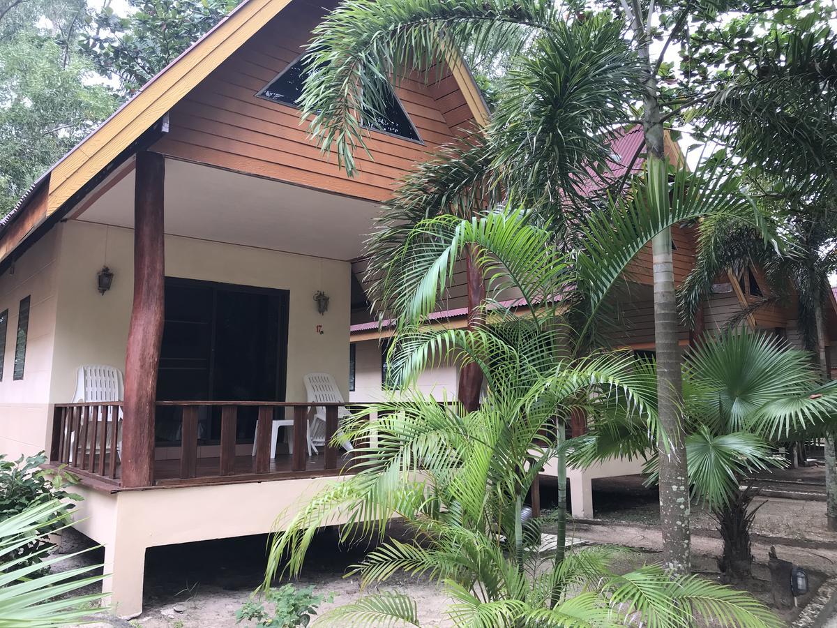 Season Bungalow Koh Jum Exterior photo